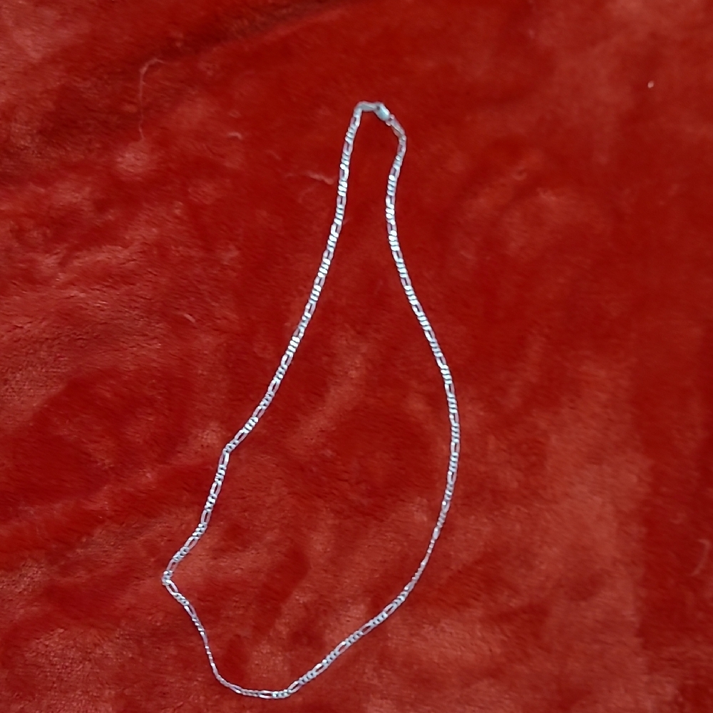 Elegant Silver Necklace